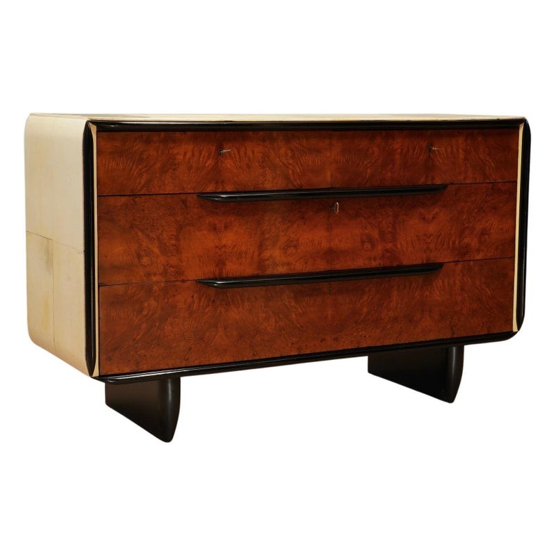 C 48 Cassettone in Noce e Pergamena, 1930