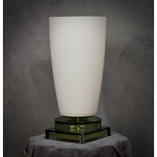 LT 128 Lampada da tavolo Murano Vistosi in vetro soffiato bianco e ottone, 1980