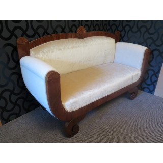 DD 22  Divano Biedermeier in noce