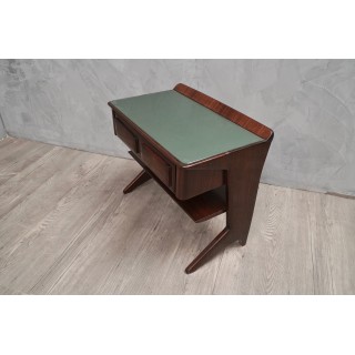 T 147  Coppia di comodini in legno di palissandro e opalina verde