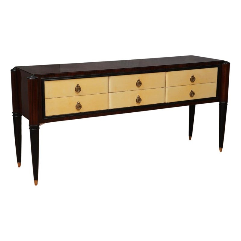 C 125 Cassettiere rettangolare MidCentury in legno di noce e pergamena Italia, 1950